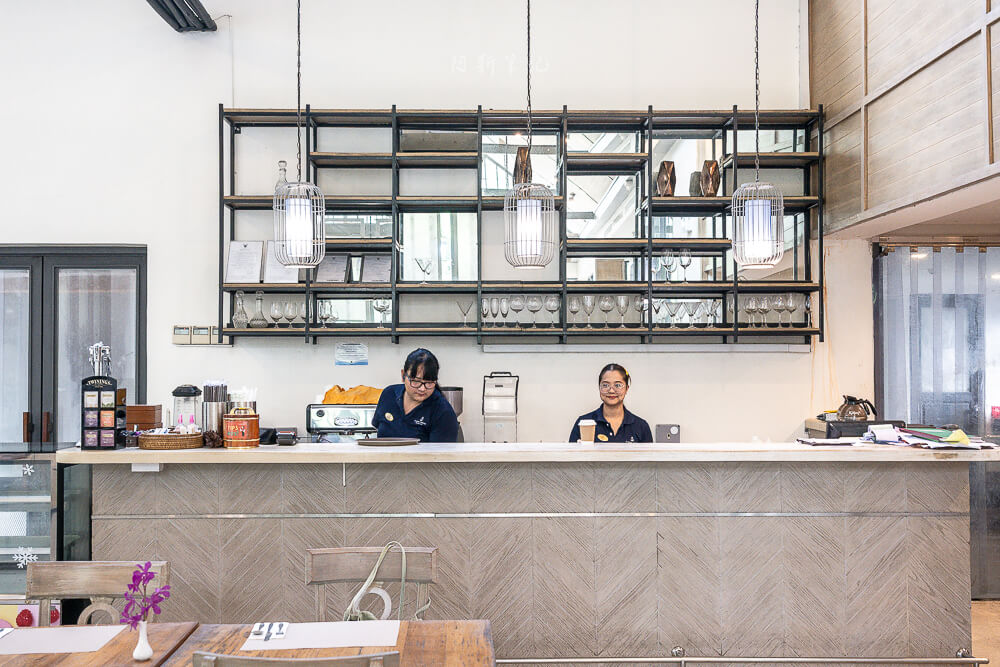清邁Flora Creek,Flora Creek,清邁住宿,清邁飯店,清邁度假村,航東住宿 清邁 Flora Creek 早餐餐廳吧台
