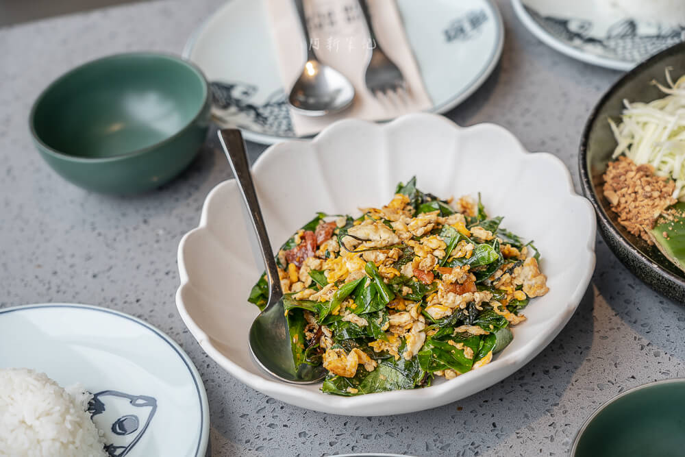Kub Kao Kub Pla,曼谷餐廳,泰式家常菜,泰國料理,曼谷美食,百貨美食,商場餐廳,米飯料理,河粉,打拋豬,咖哩,炸豬肉,甜點,芒果糯米飯,菜單