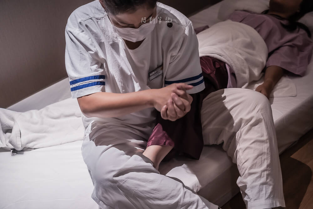 Let's Relax Spa,曼谷按摩,泰式按摩,精油按摩,足部按摩,熱草球,芳療,連鎖按摩店,價位菜單,預約,營業時間,分店據點,交通,評價,小費