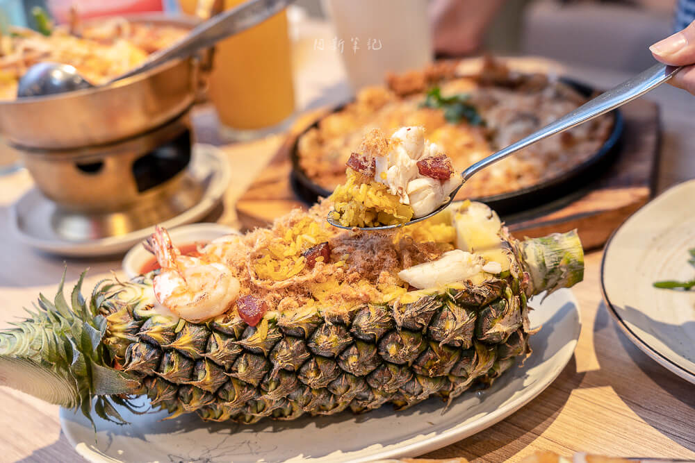 Savoey Thai 上味泰餐館,Savoey Thai,曼谷泰式餐廳,泰國美食,泰式海鮮,鳳梨炒飯,咖哩炒蟹,月亮蝦餅,泰式奶茶,菜單,價格,評價,訂位,營業時間,交通怎麼去 Savoey Thai 上味泰餐館,Savoey Thai,曼谷泰式餐廳,泰國美食,泰式海鮮,鳳梨炒飯,咖哩炒蟹,月亮蝦餅,泰式奶茶,菜單,價格,評價,訂位,營業時間,交通怎麼去