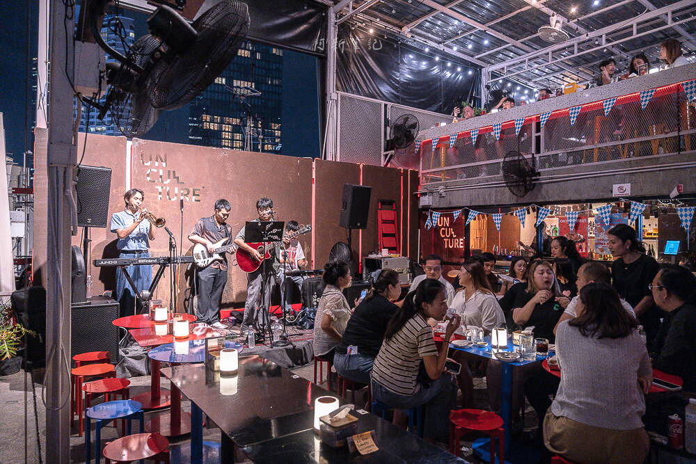 Unculture Silom Rooftop Bar,曼谷高空酒吧,Silom酒吧,曼谷夜景,曼谷景點,Unculture Silom,Rooftop Bar