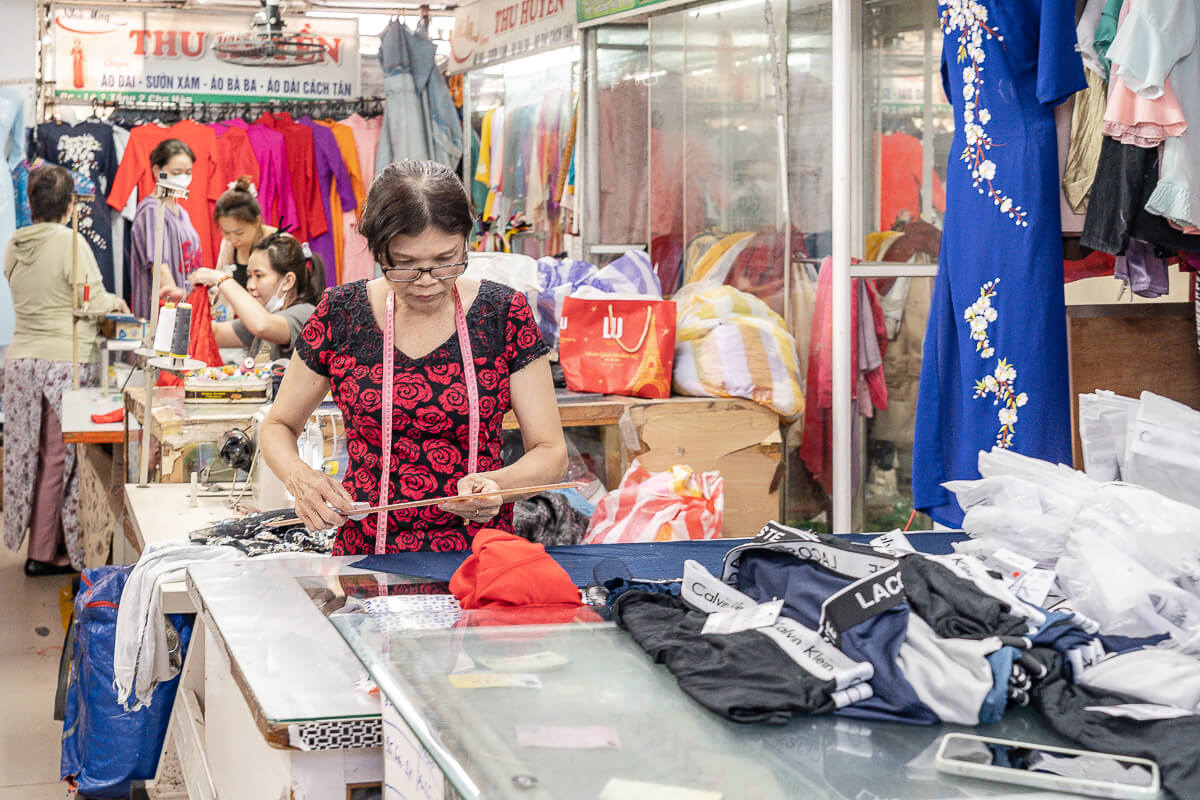 韓市場,Han Market,越南韓市場必買,韓市場附近美食,韓市場美食,漢市場,漢市場必買,漢市場奧黛價格,漢市場換匯,漢市場銀樓,漢市場時間,峴港漢市場營業時間,峴港市場,峴港景點,峴港逛街