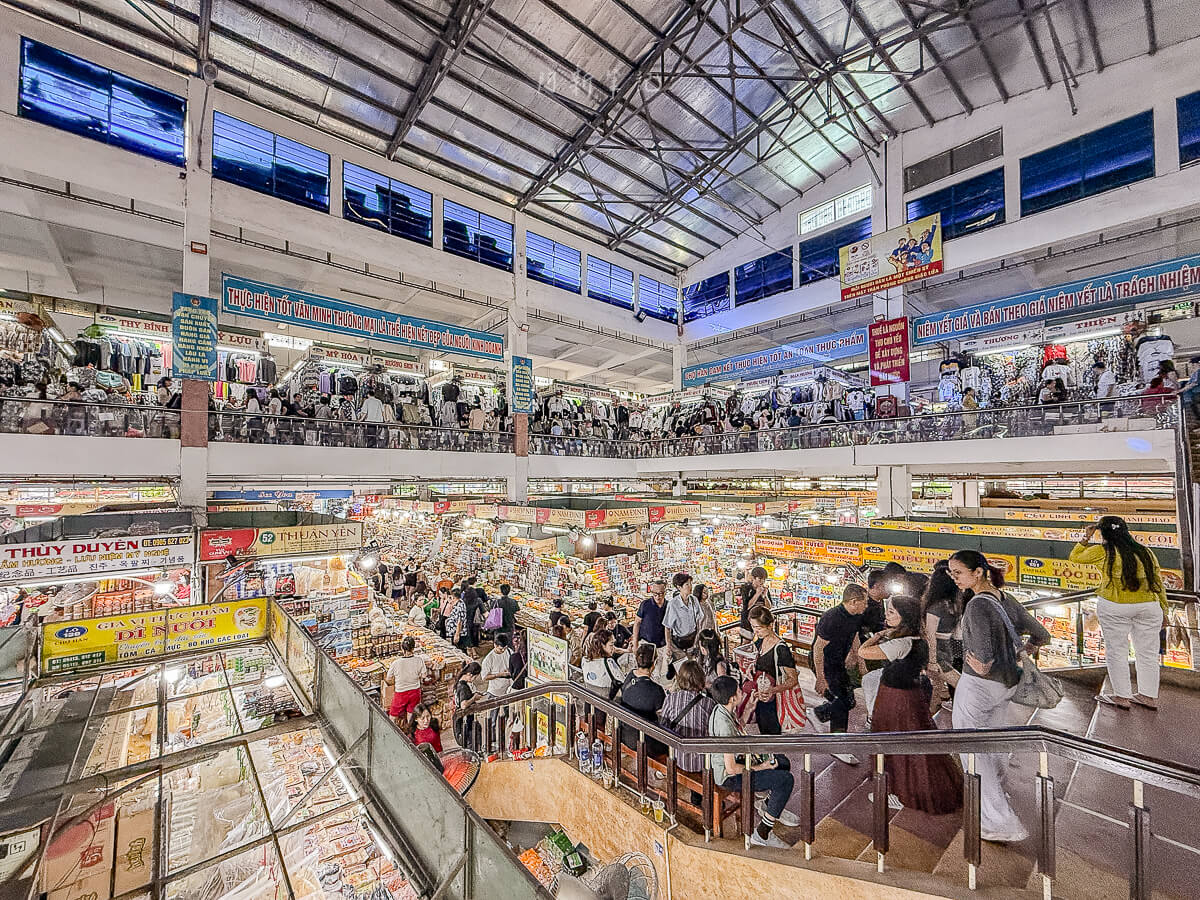 韓市場Han Market |峴港最大的市場！必買伴手禮推薦及漢市場換匯